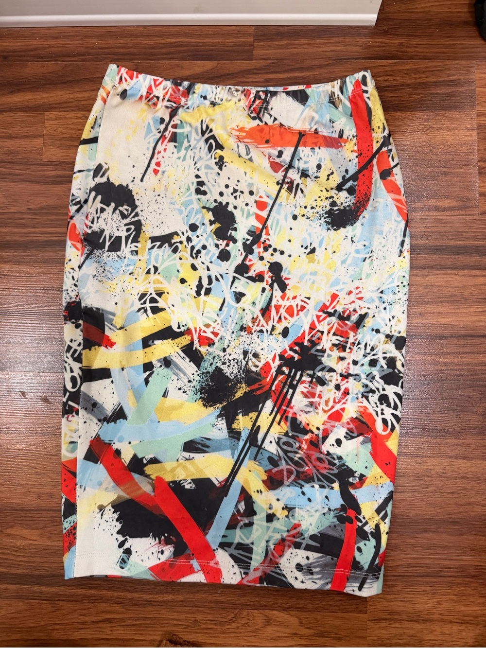 Multicolor Graffiti Print Pencil Skirt